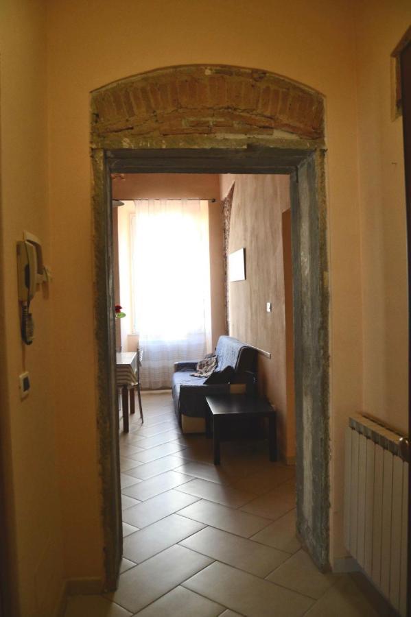 Appartamento Centro Citta Free Private Car Parking Livorno Eksteriør billede