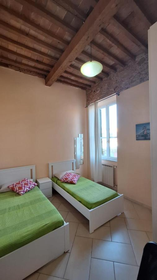 Appartamento Centro Citta Free Private Car Parking Livorno Eksteriør billede